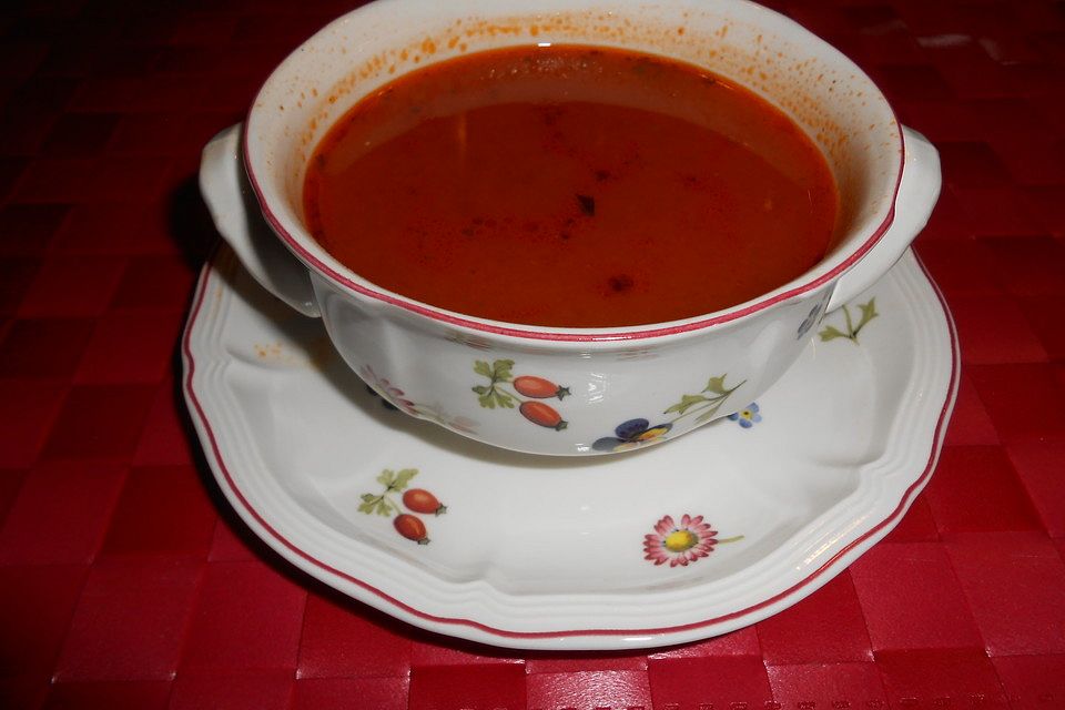 Rustikale Tomatensuppe