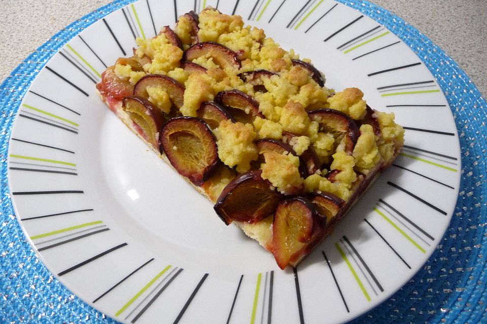 Pflaumenkuchen mit Streusel