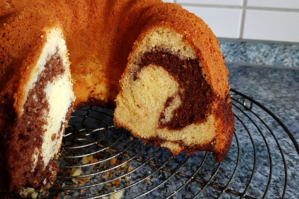 Marmorkuchen, wie es klassischer gar nicht mehr geht Marmorkuchen, wie es klassischer gar nicht mehr geht