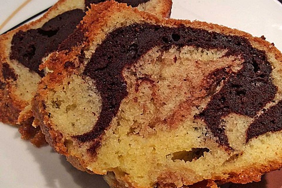 Marmorkuchen, wie es klassischer gar nicht mehr geht Marmorkuchen, wie es klassischer gar nicht mehr geht