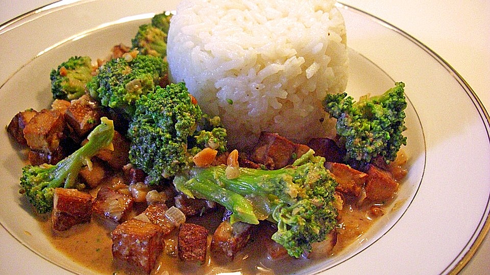 Brokkoli Mit Tofu In Susser Erdnuss Sojasauce Von Aegeling Chefkoch 