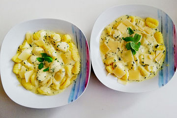 Pasta mit Basilikumsauce von aiksasa| Chefkoch