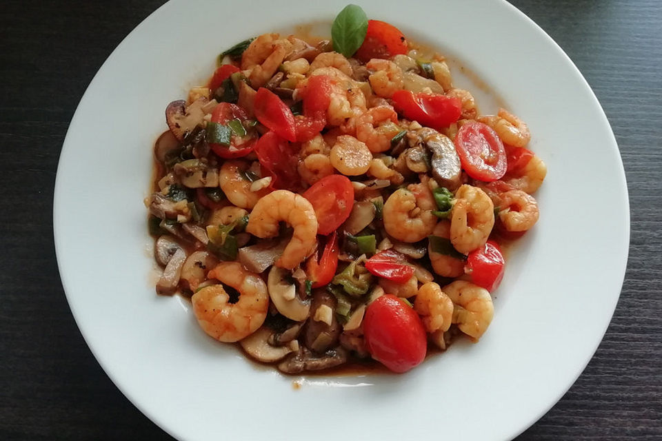 Garnelenpfanne für den Grill Garnelenpfanne für den Grill