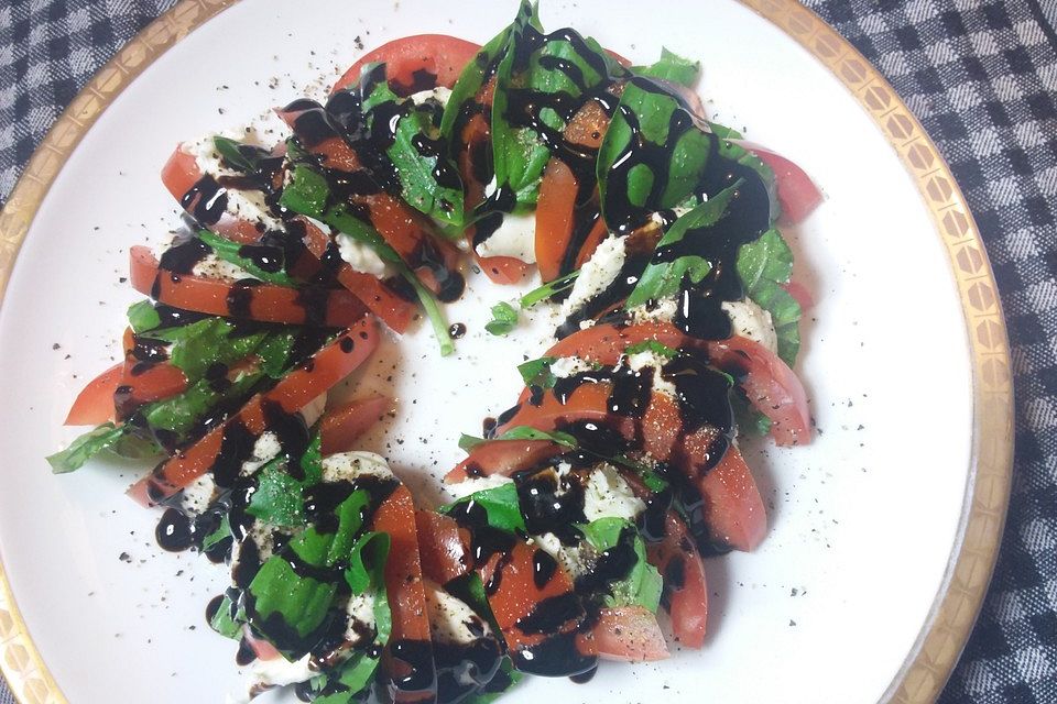 Mozzarella-Tomaten-Salat