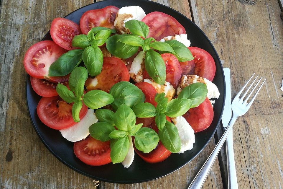 Mozzarella-Tomaten-Salat