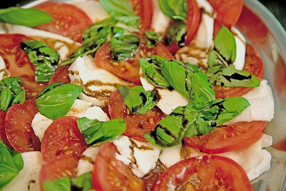 Mozzarella-Tomaten-Salat