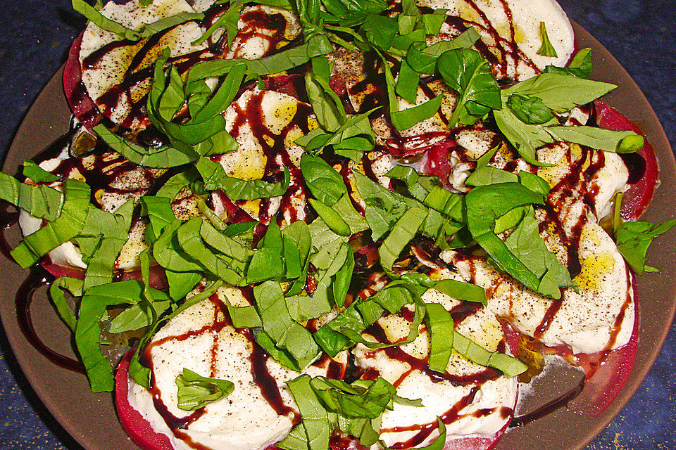 Mozzarella-Tomaten-Salat