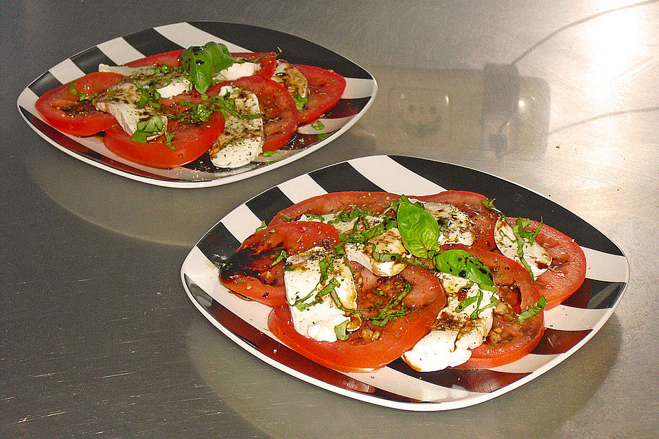 Mozzarella-Tomaten-Salat