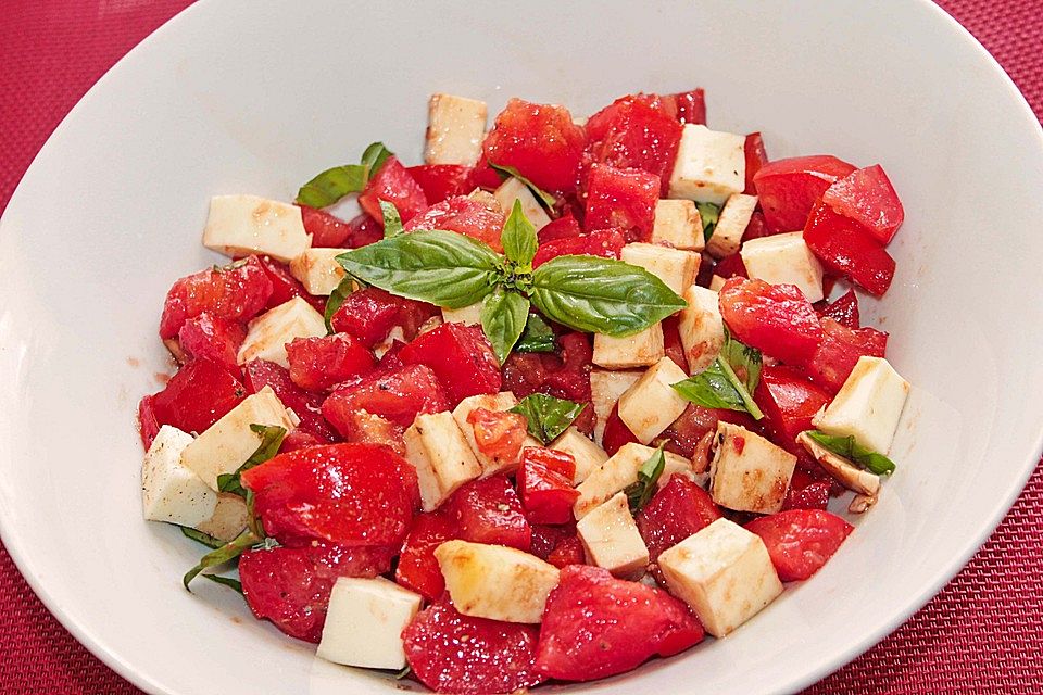 Mozzarella-Tomaten-Salat