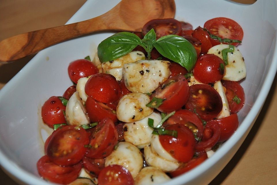 Mozzarella-Tomaten-Salat