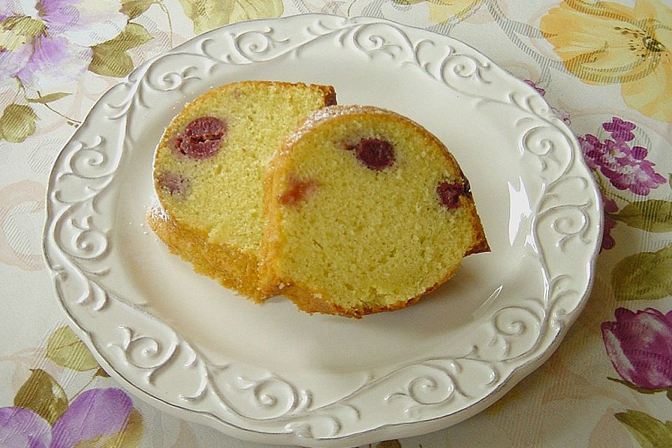 Kirsch - Eierlikör - Napfkuchen