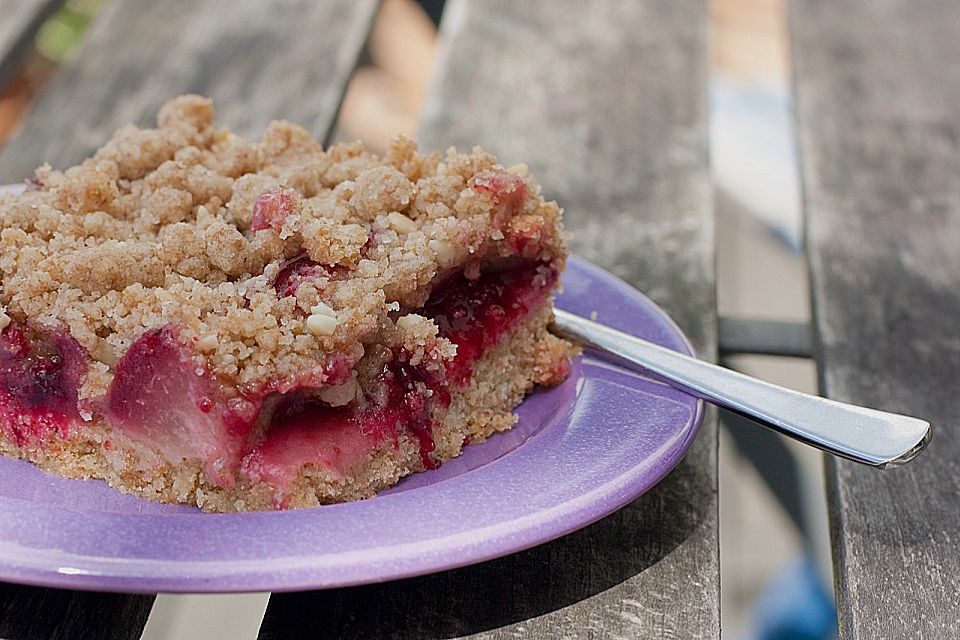 Pflaumenkuchen mit Streuseln