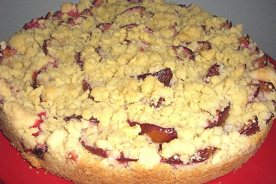 Pflaumenkuchen mit Streuseln