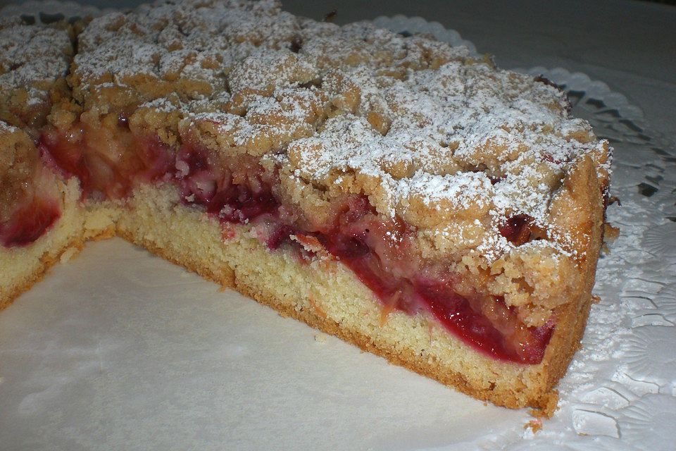 Pflaumenkuchen mit Streuseln