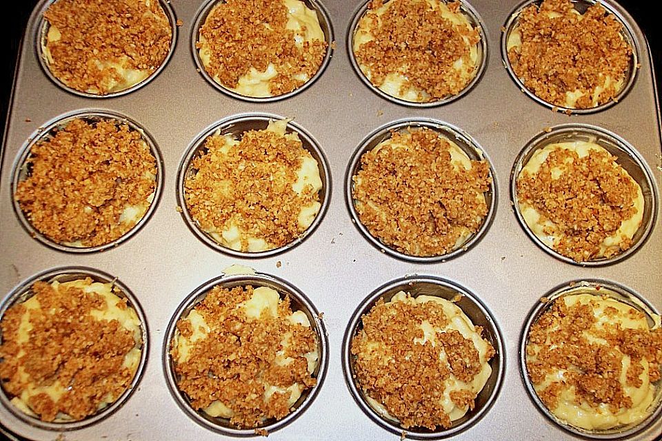 Apple Crumble Muffins