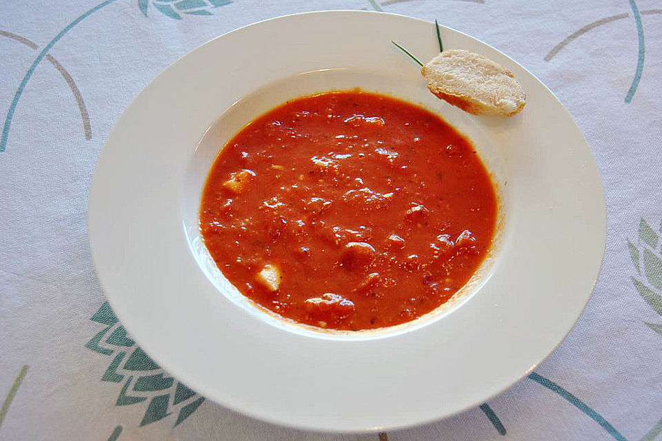 Party-Tomatensuppe mit Feta Party-Tomatensuppe mit Feta