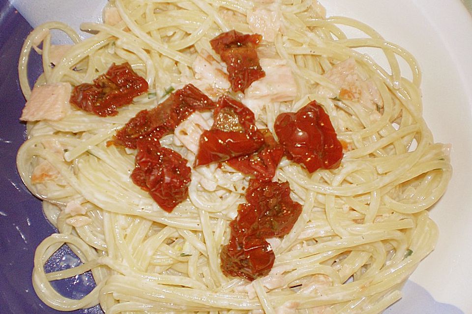 Fettuccine mit Räucherlachs