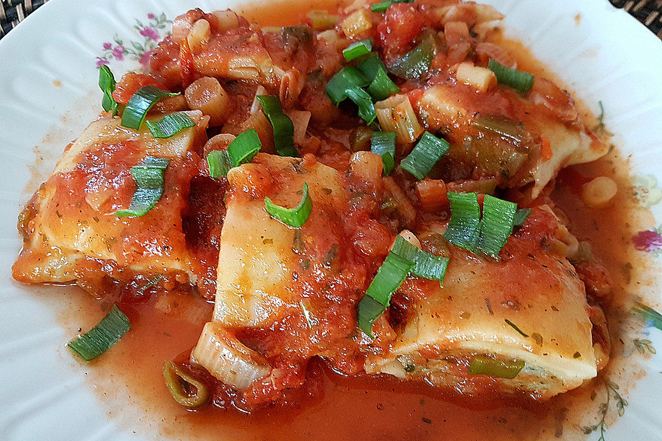 Maultaschen mit Lauch - Tomaten - Gemüse