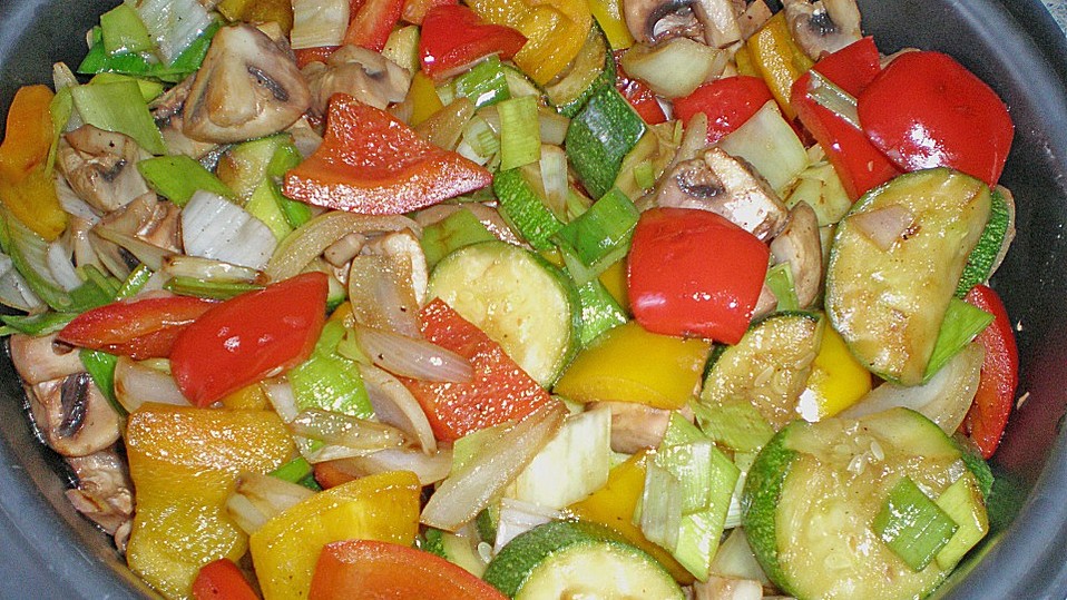 Puten - Röllchen mit Paprika - Gemüse von cremehase Puten - Röllchen mit Paprika - Gemüse von cremehase