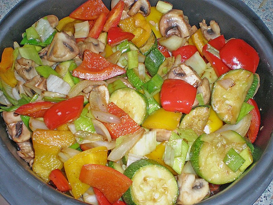 Puten - Röllchen mit Paprika - Gemüse von cremehase| Chefkoch
