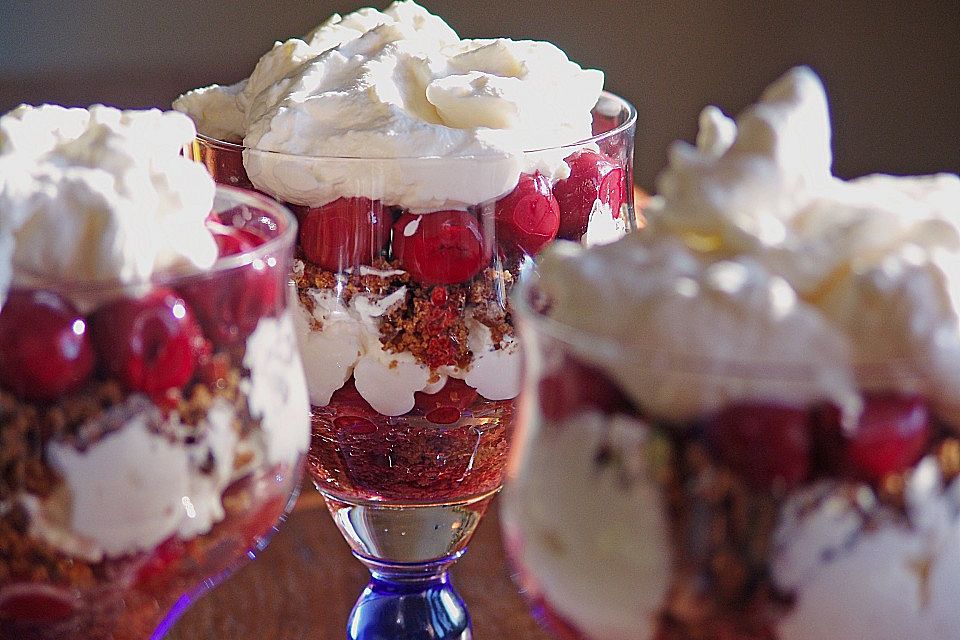 Lebkuchen - Kirsch - Dessert