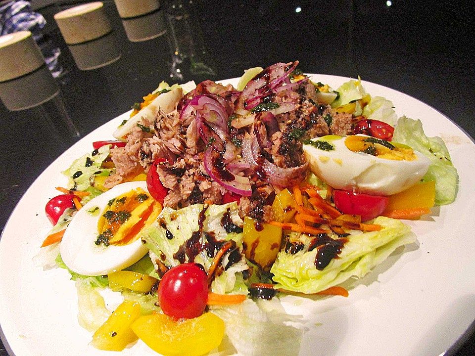 Thunfischsalat mit Oliven und Ei von Frülein| Chefkoch Thunfischsalat mit Oliven und Ei von Frülein| Chefkoch