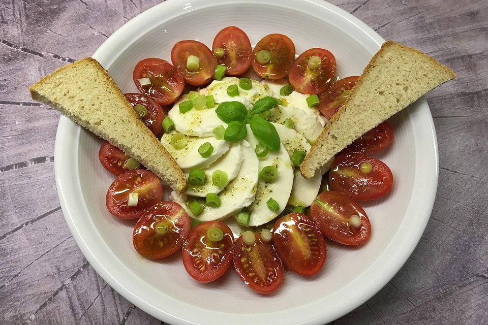 Tomaten - Mozzarella - Salat