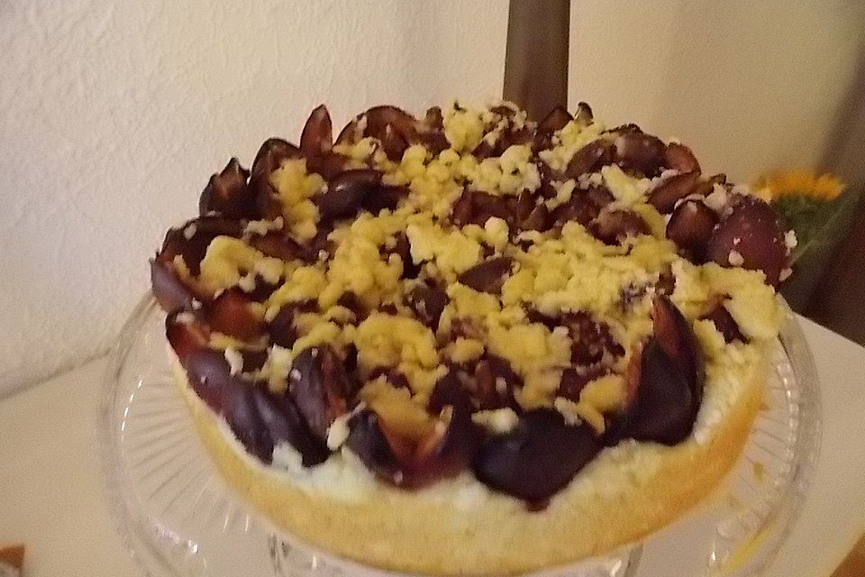 Pflaumenkuchen mit Streuseln