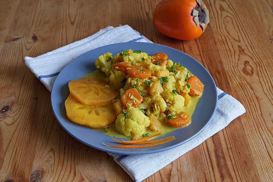 Blumenkohl - Linsen - Curry mit Kaki