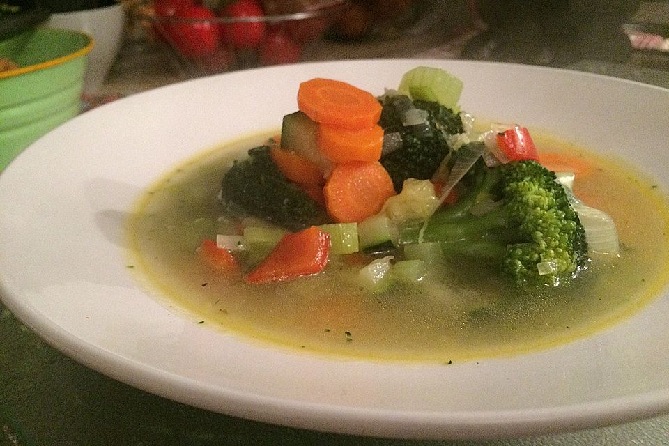 Schnelle Minestrone
