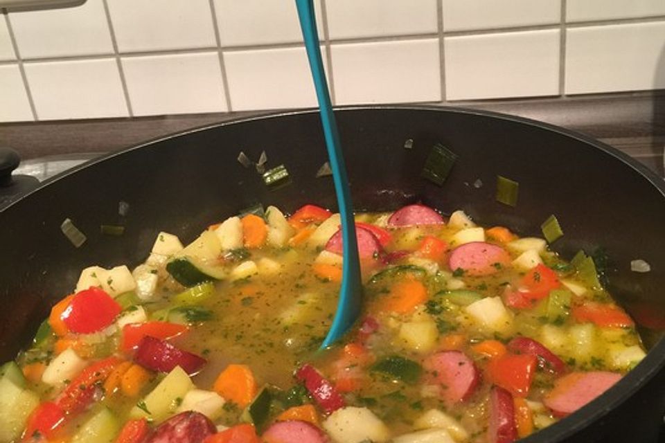 Schnelle Minestrone