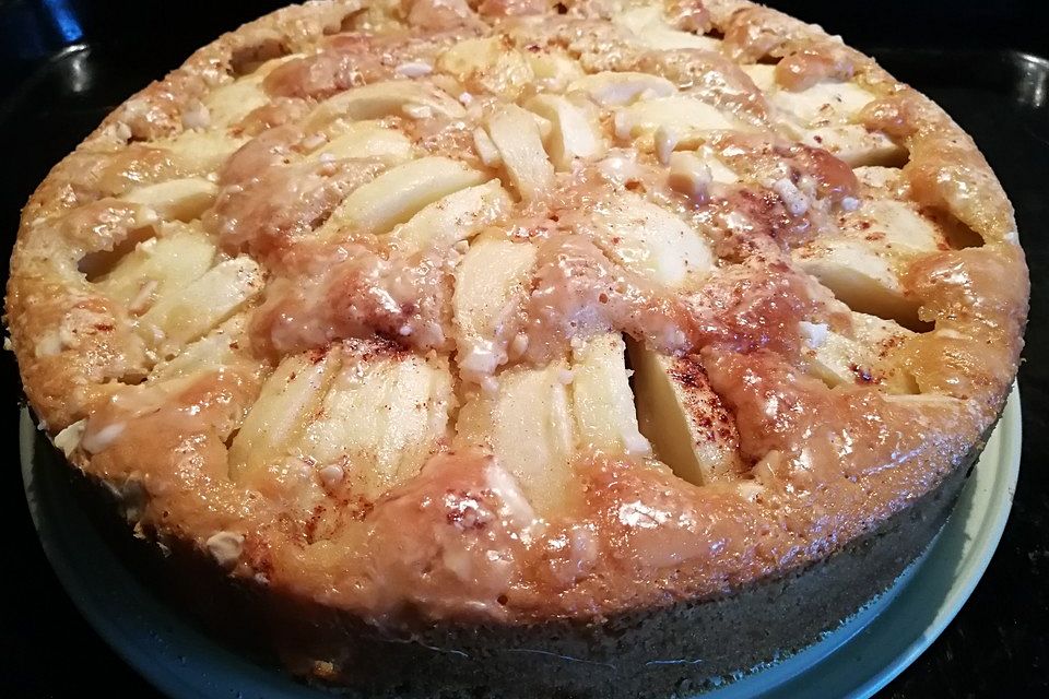 Blitz - Apfel - Mandel - Kuchen mit Punschguss