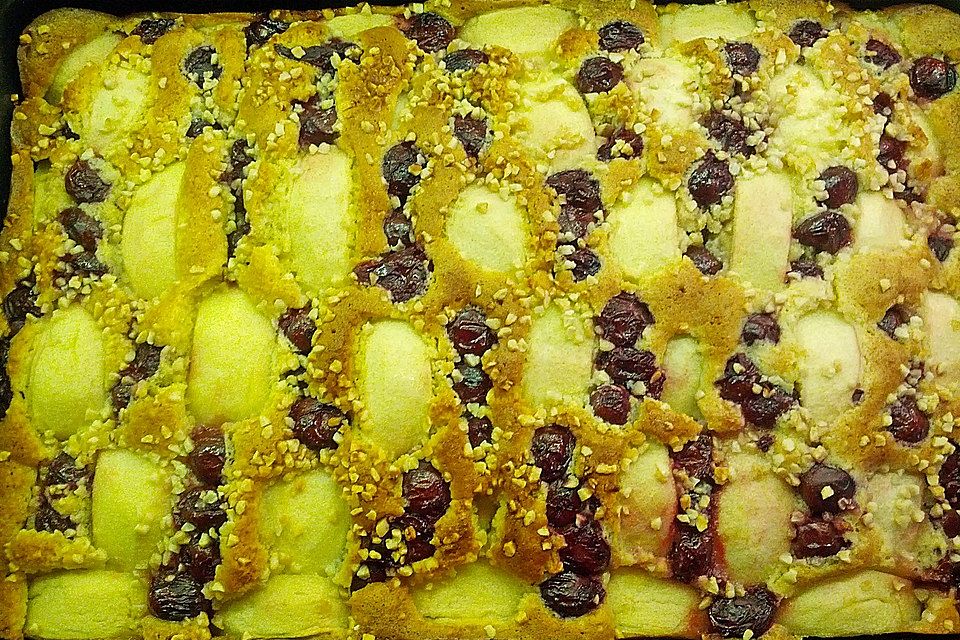 Blitz - Apfel - Mandel - Kuchen mit Punschguss