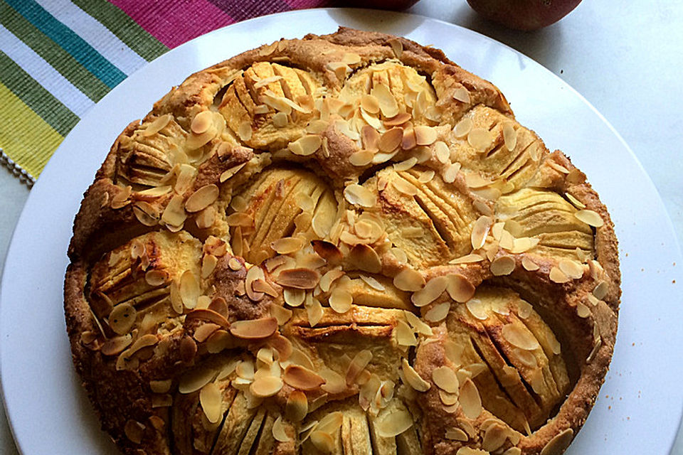 Blitz - Apfel - Mandel - Kuchen mit Punschguss