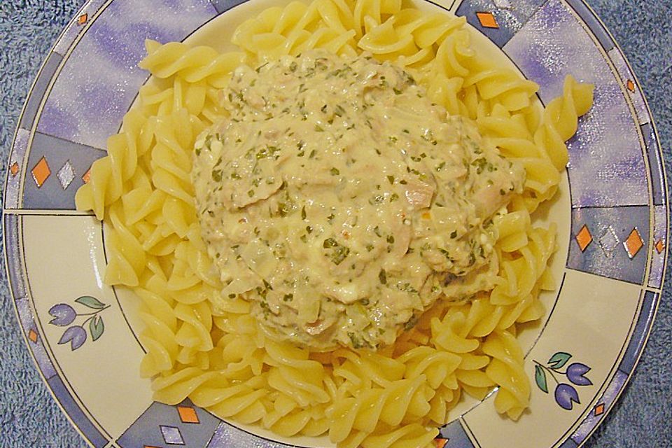 Scharfe Thunfisch - Sahne Soße