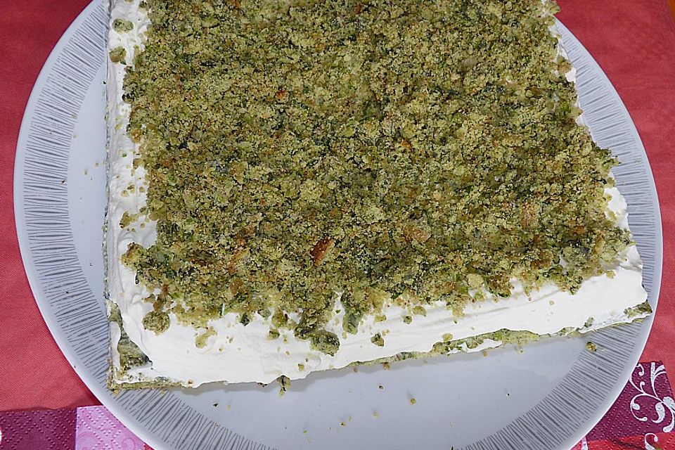 Süßer grüner Spinatkuchen