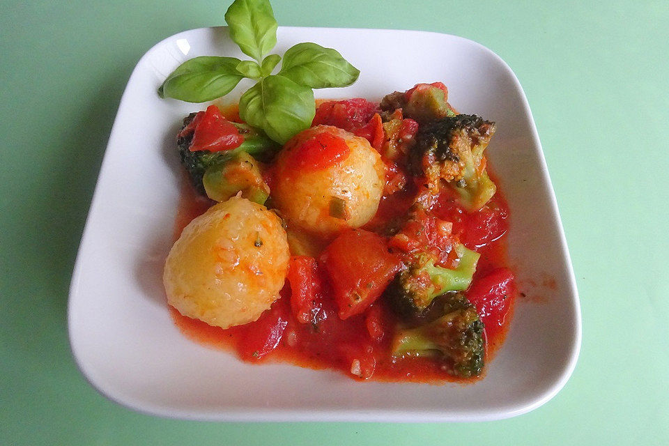 Majons Miniknödel - Tomaten - Brokkoli - Pfanne