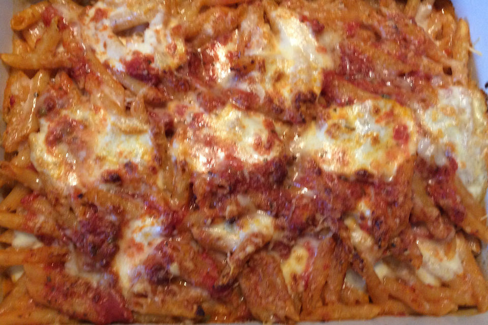 Rigatoni al Forno Tomate - Mozzarella