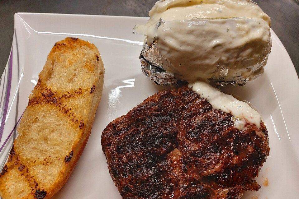 Baked Potatos mit Sour Creme