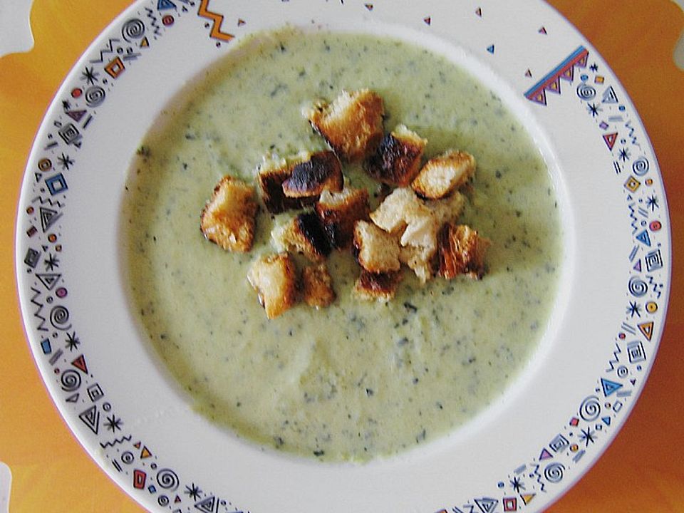 Einfache Zucchini - Cremesuppe von ufz| Chefkoch