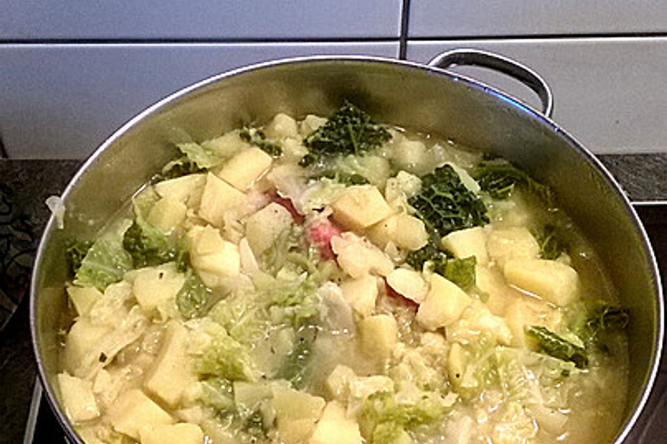 Wirsingsuppe