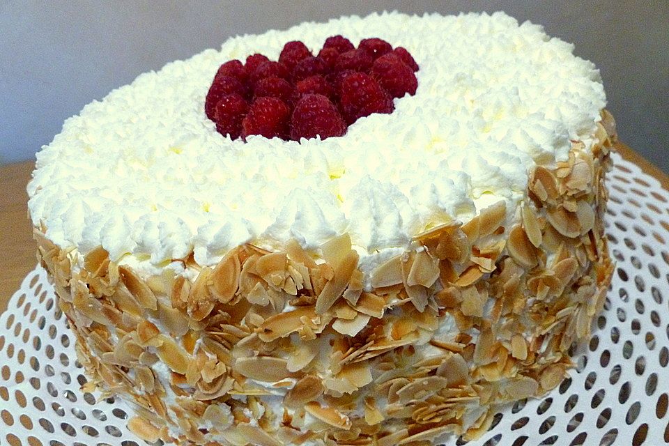 Himbeer - Sahnequark - Torte