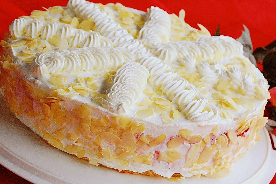 Himbeer - Sahnequark - Torte