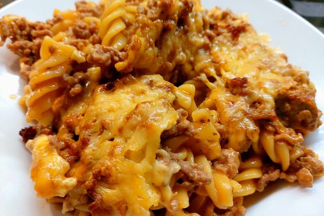 Überbackener Nudel - Bolognese - Auflauf von Susi-Leckermäulchen| Chefkoch