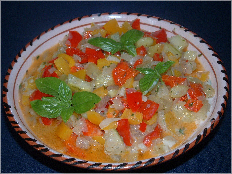 Sahniges Paprika - Gurken - Gemüse von Hani| Chefkoch