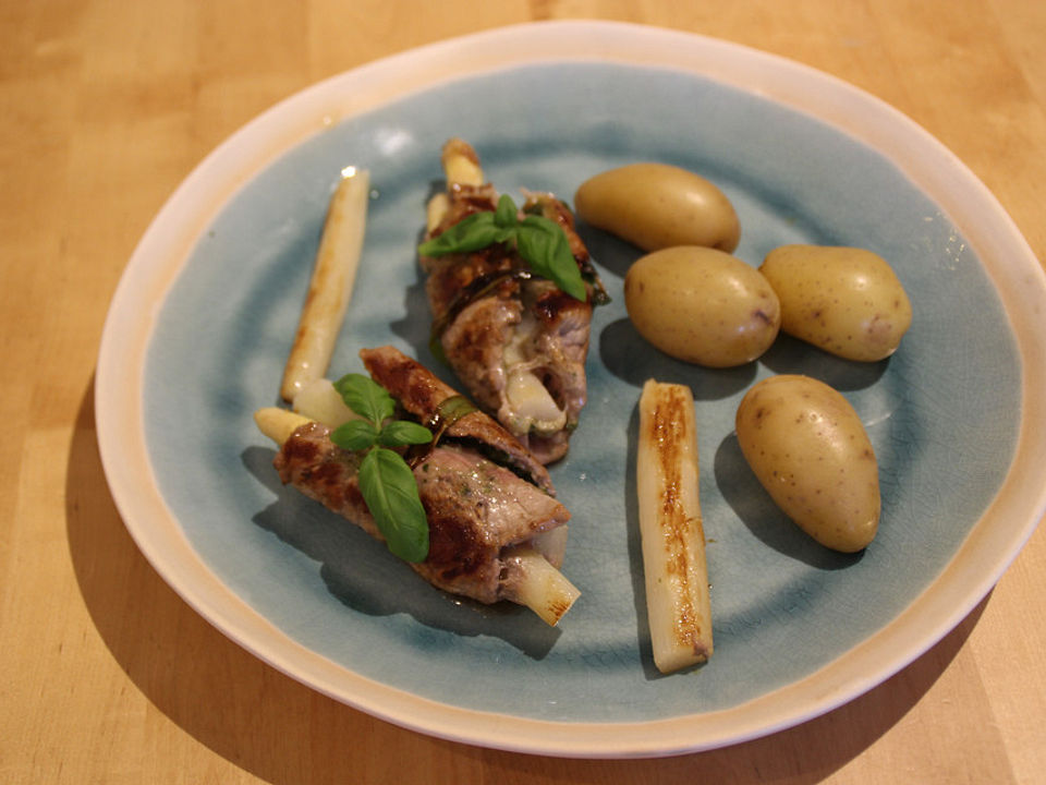 Kalbsröllchen mit Spargel von Susi-Leckermäulchen| Chefkoch