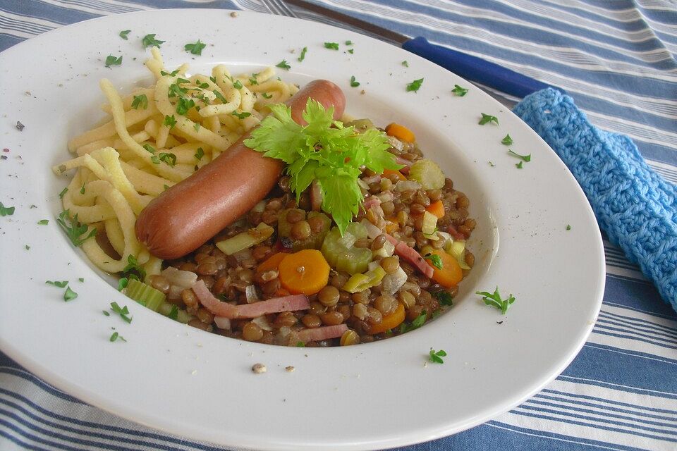 Linsen und Spätzle