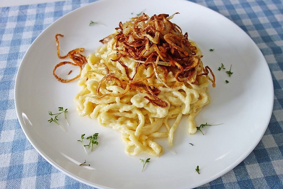 Käsespätzle mit Röstzwiebeln