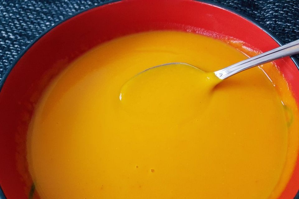 Hokkaido-Kürbissuppe