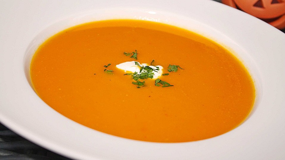 Scharfe Kürbis - Orangen - Suppe mit Kokosnote von Chrissy2602 Scharfe Kürbis - Orangen - Suppe mit Kokosnote von Chrissy2602